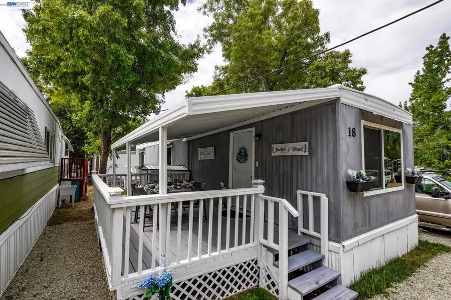 17776 Red Bud Lane, Shasta Lake, CA 96019 - #2