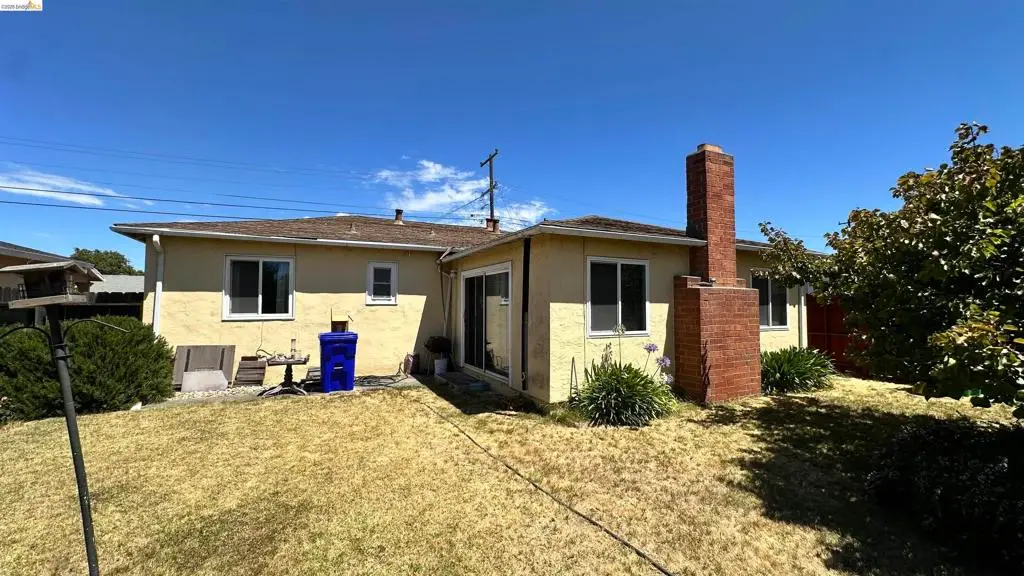 15357 Edgemoor St, San Leandro, CA 94579 - #1