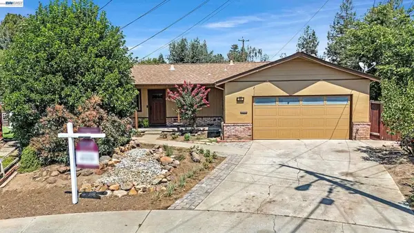856 Adams Ave, Livermore, CA 94550