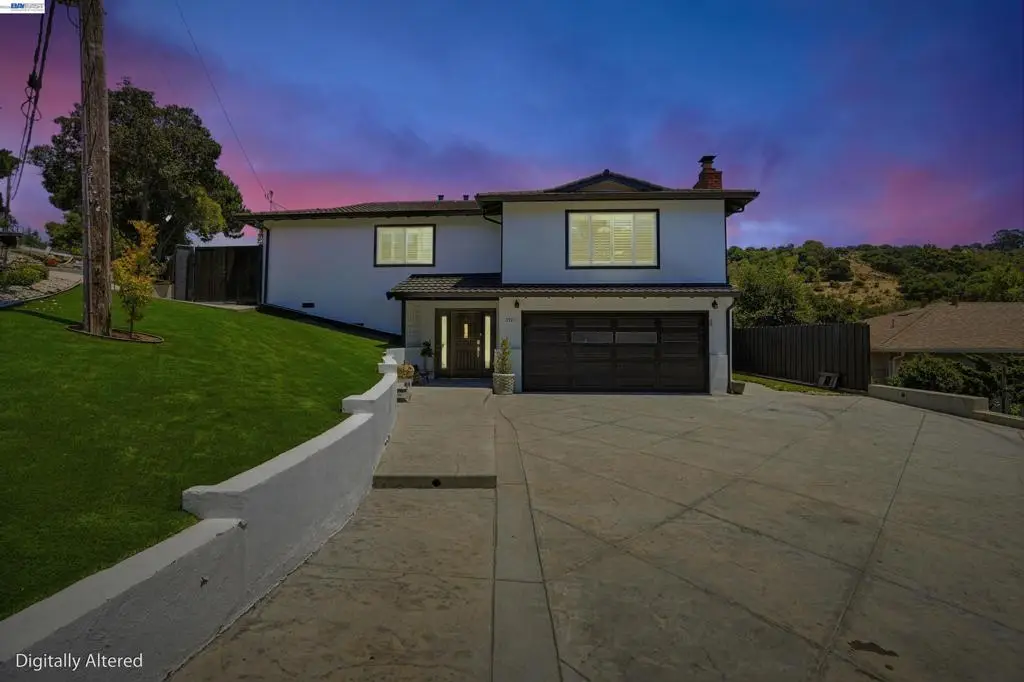 3910 Oak Hill Rd, Oakland, CA 94605 - #1
