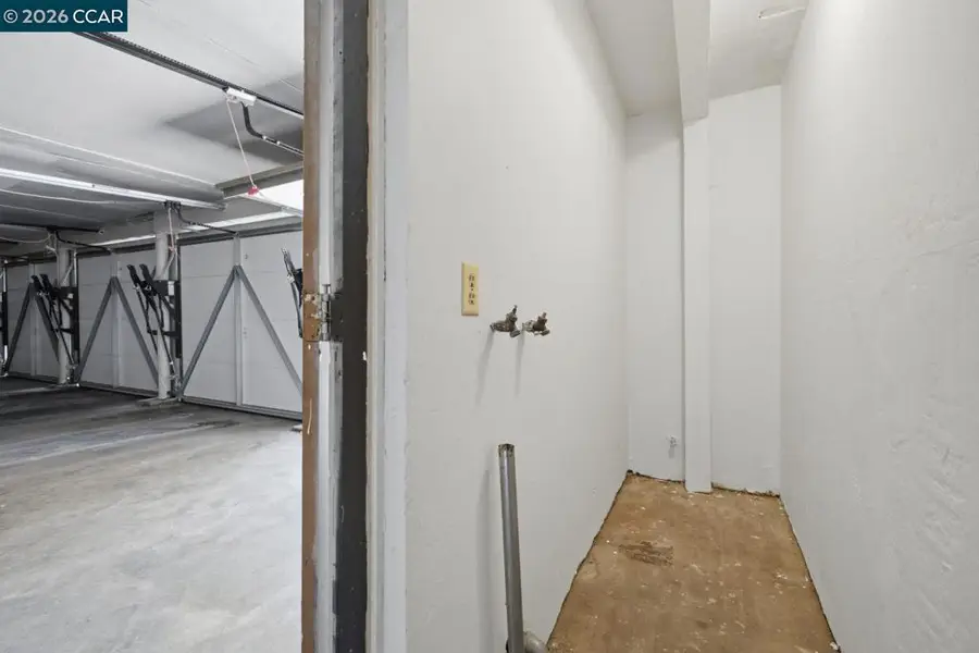 2037 Sierra Rd #5, Concord, CA 94518 - #3