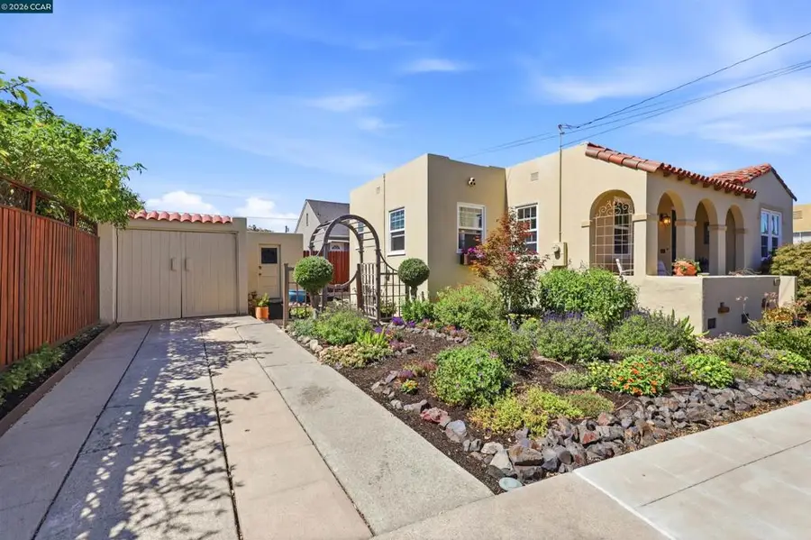 270 E 15th, Pittsburg, CA 94565 - #2