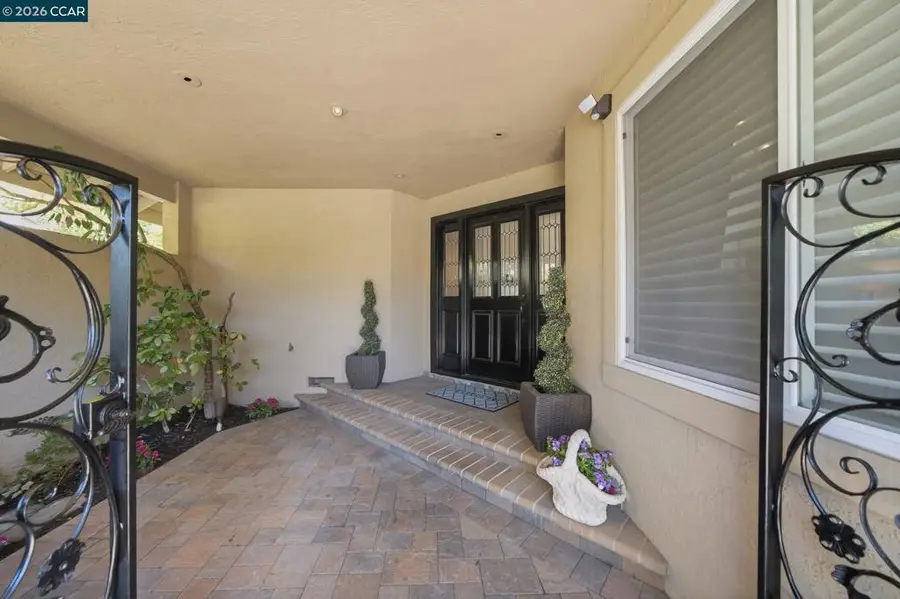 700 Blue Spruce Dr, Danville, CA 94506 - #3
