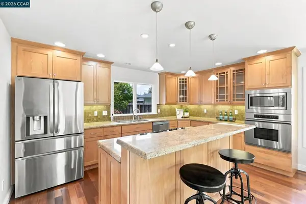 165 Selborne Way, Moraga, CA 94556