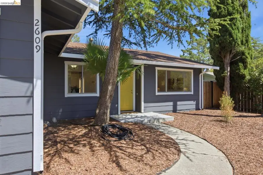 2609 Mendocino Dr, Pinole, CA 94564 - #3