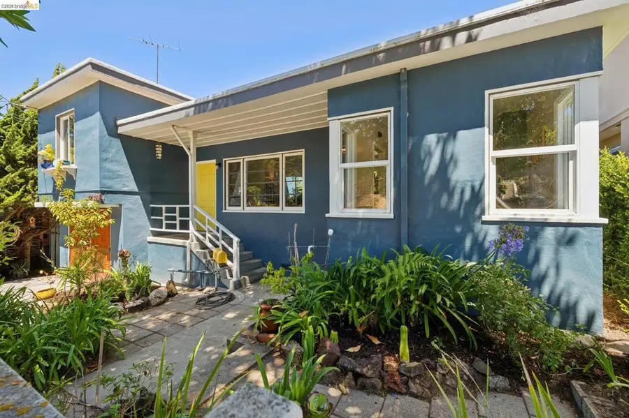 1934 Santa Clara St, Richmond, CA 94804 - #3