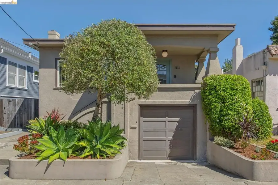5232 Miles Ave, Oakland, CA 94618 - #2