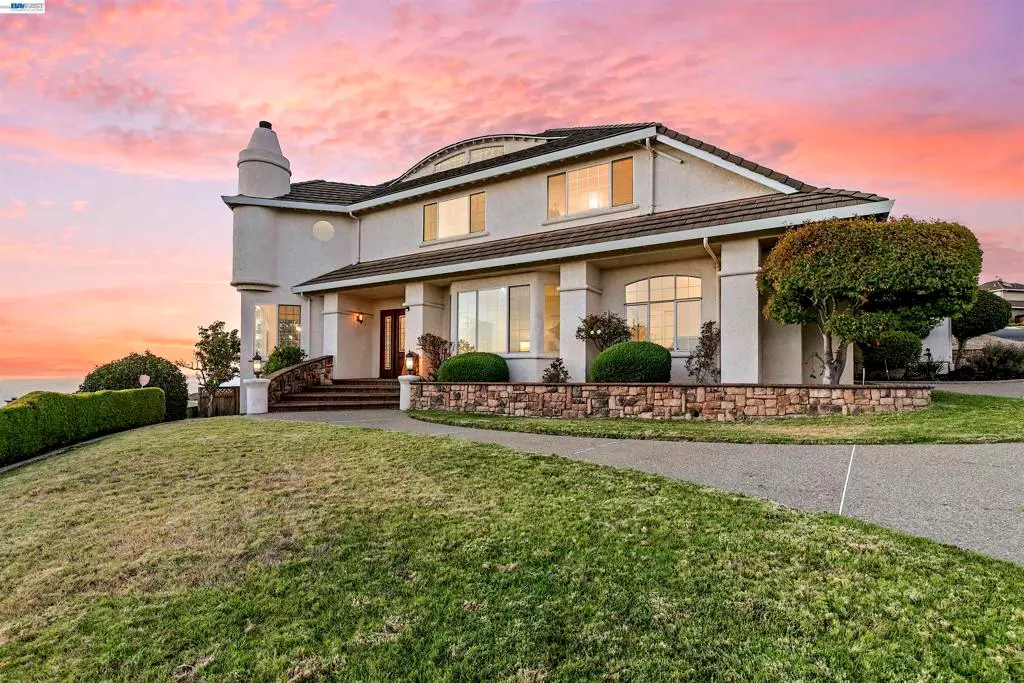 3490 Thompson Pl, Hayward, CA 94541 - #1