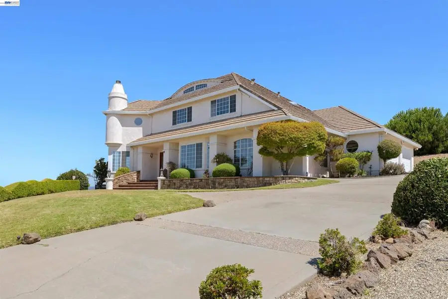 3490 Thompson Pl, Hayward, CA 94541 - #2
