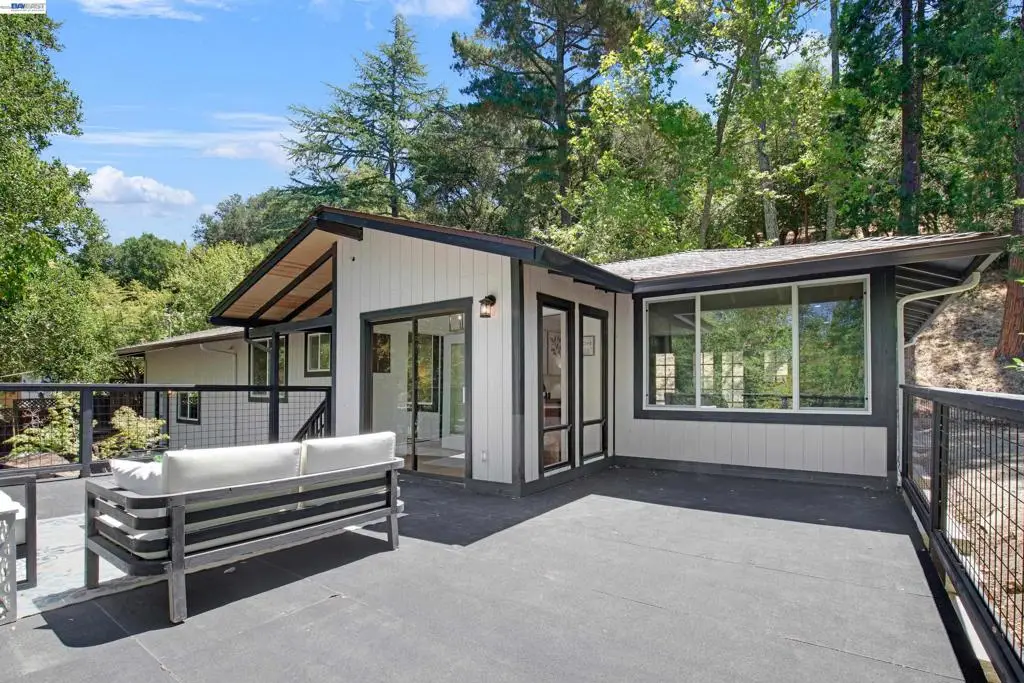 19 Via Floreado, Orinda, CA 94563 - #1