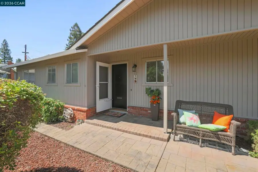 19 Mardock Ct, Pleasant Hill, CA 94523 - #3