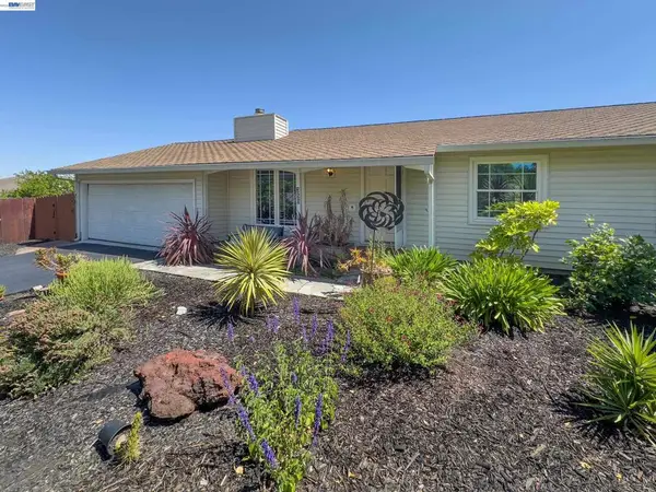 350 Strand Ave, Pleasant Hill, CA 94523