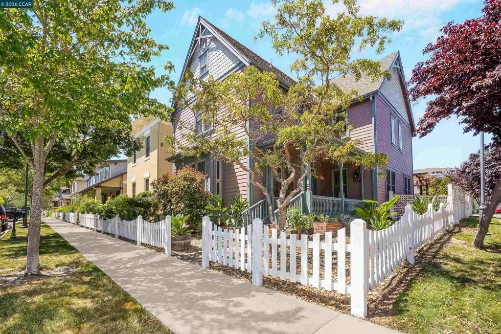 1220 Promenade St, Hercules, CA 94547 - #1