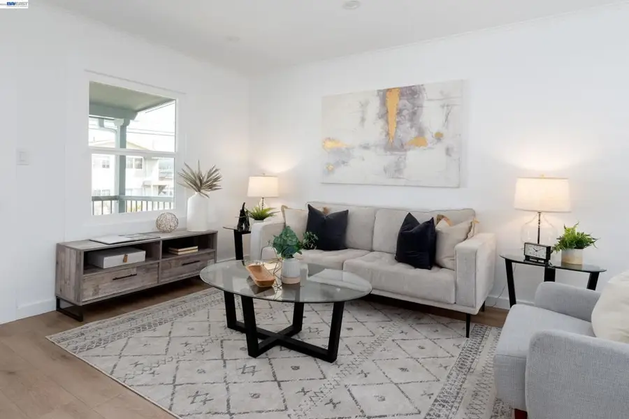 1044 86th Ave, Oakland, CA 94621 - #3