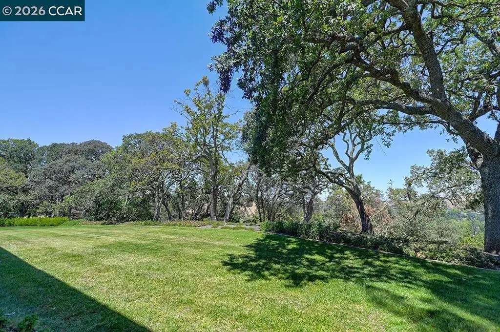 2724 Ptarmigan Dr #8, Walnut Creek, CA 94595 - #1