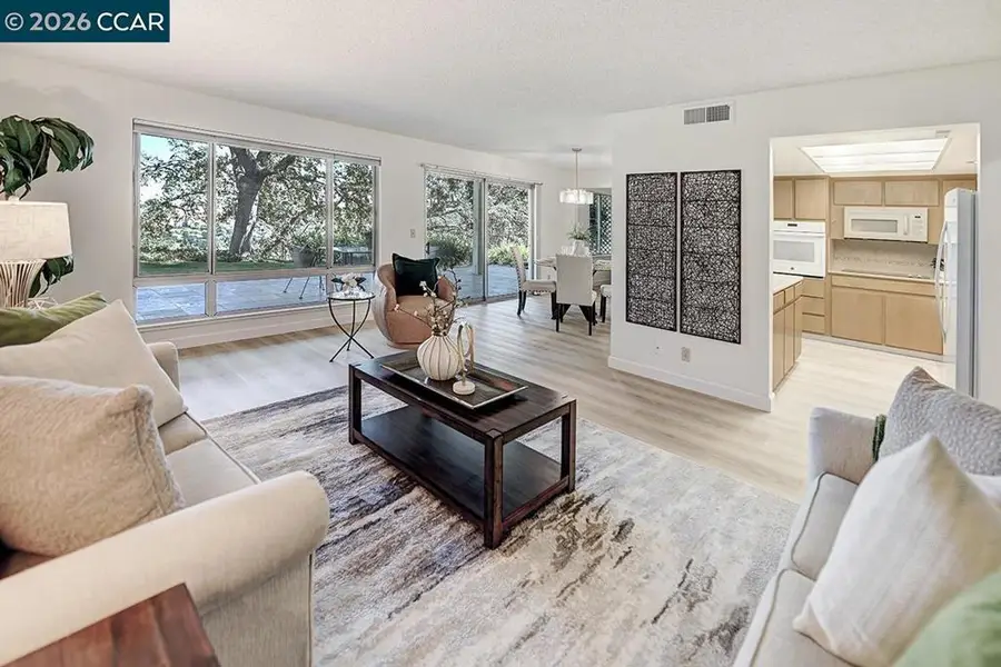 2724 Ptarmigan Dr #8, Walnut Creek, CA 94595 - #3