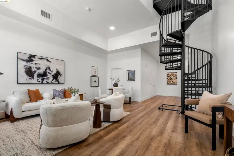 1545 32nd Street #101, Oakland, CA 94608 - #2