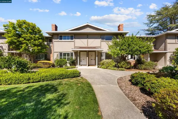 36 Miramonte Dr, Moraga, CA 94556