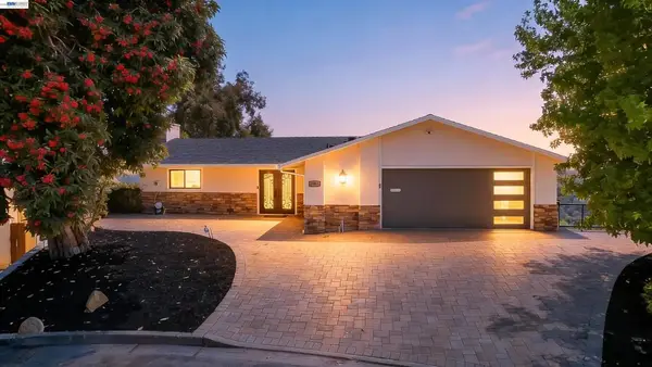28016 Whitestone Ct, Hayward, CA 94542