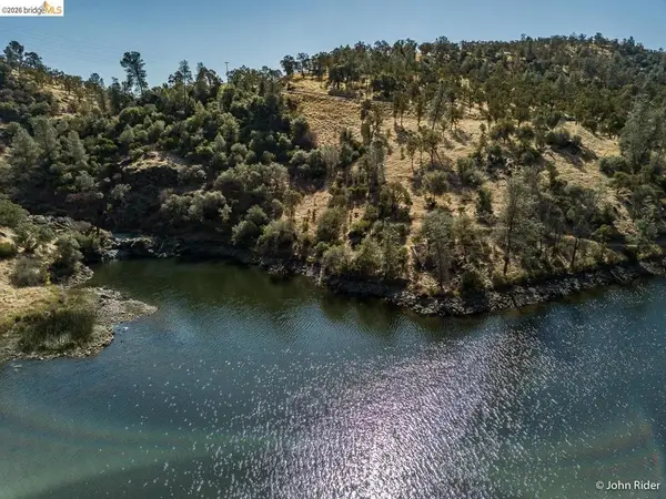 8 Tulloch Estates Rd., Jamestown, CA 95327
