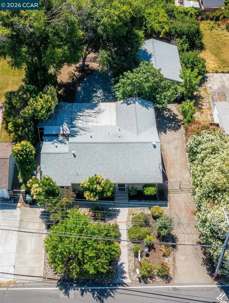 2072 Chalomar Rd, Concord, CA 94518 - #1