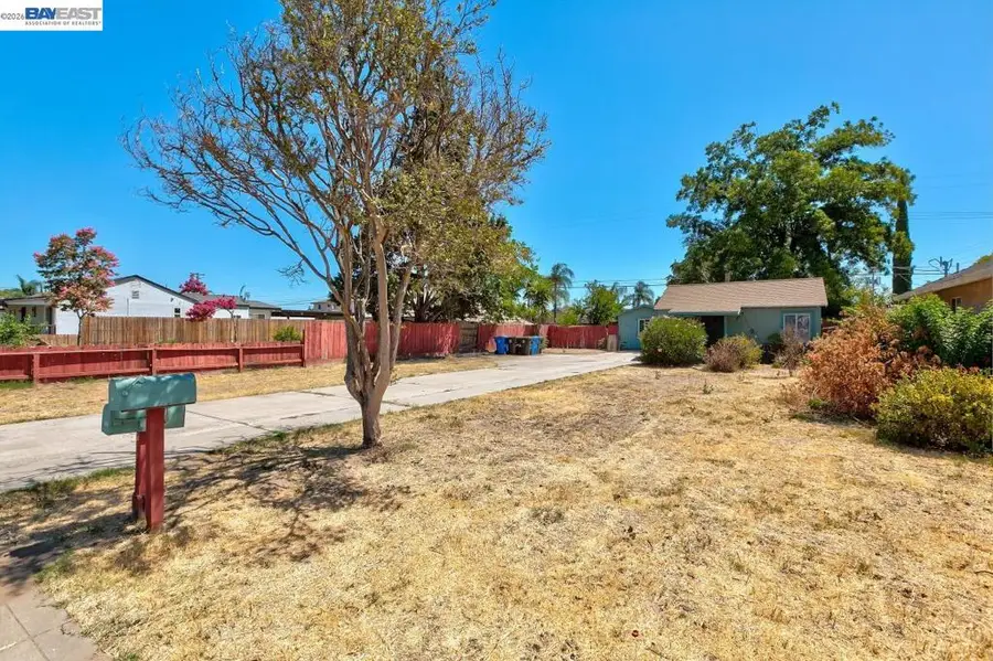 322 Poplar Ave, Manteca, CA 95336 - #3