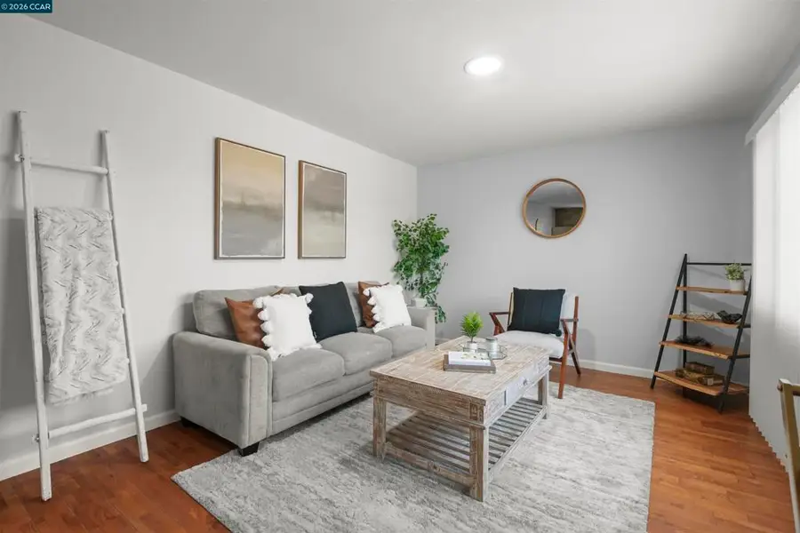 339 S 29th St, Richmond, CA 94804 - #2
