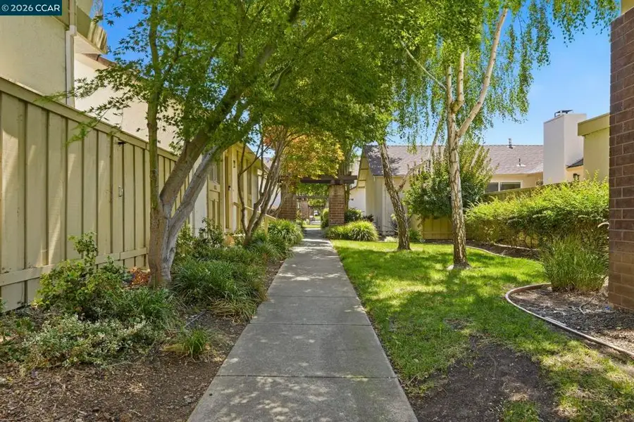4814 Wolf Way, Concord, CA 94521 - #2