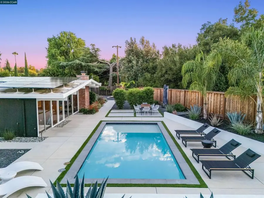 1279 Lancashire Dr, Concord, CA 94518 - #3