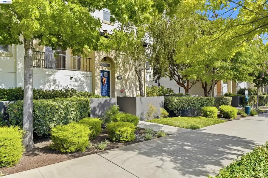 4401 Brannigan St, Dublin, CA 94568 - #2