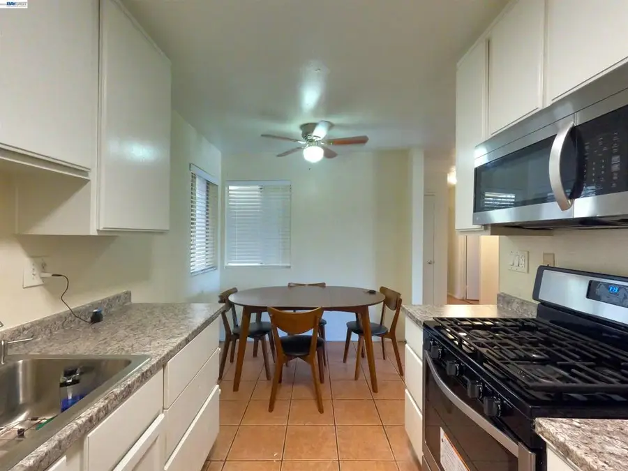 1566 Pine Ave #103A, Long Beach, CA 90813 - #3