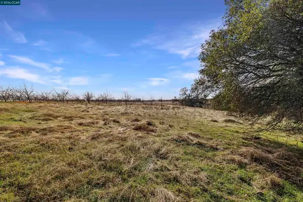 1 Pacific Heights, Oroville, CA 95965
