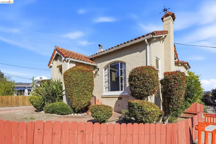 3000 Morcom Ave, Oakland, CA 94619 - #3
