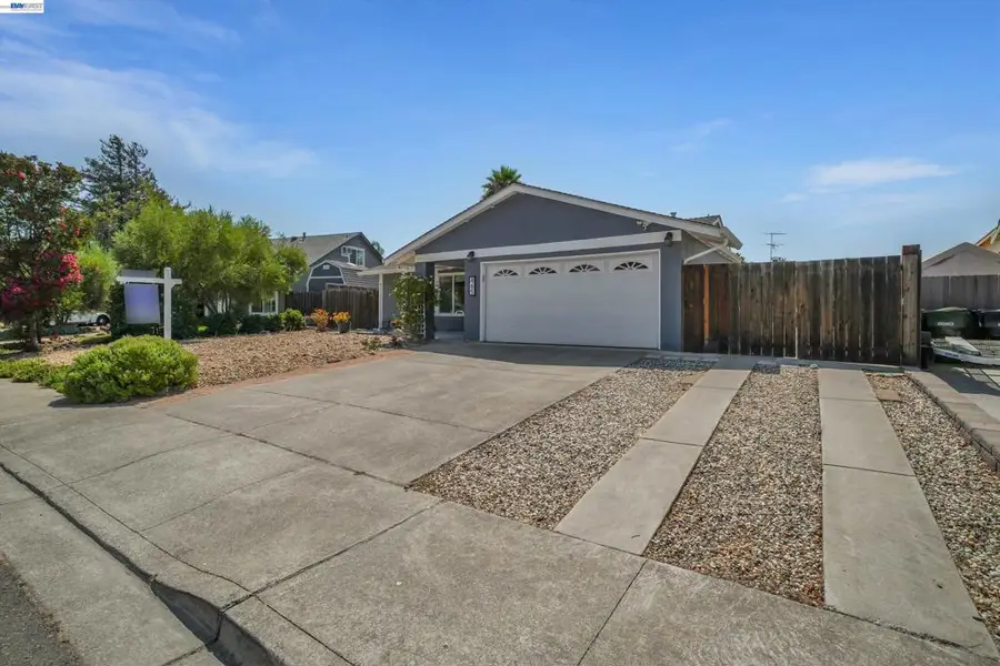465 Swan Dr, Livermore, CA 94551 - #2