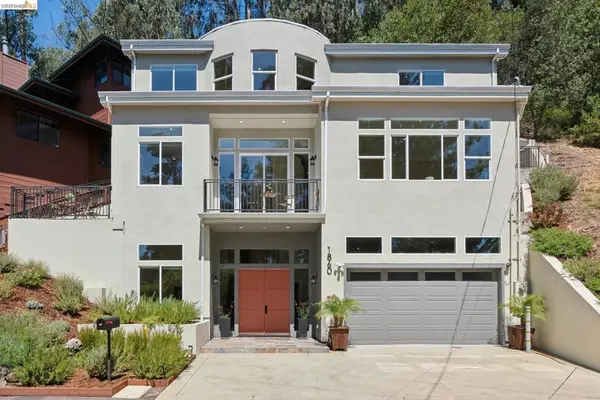 1860 Arrowhead Dr, Oakland, CA 94611
