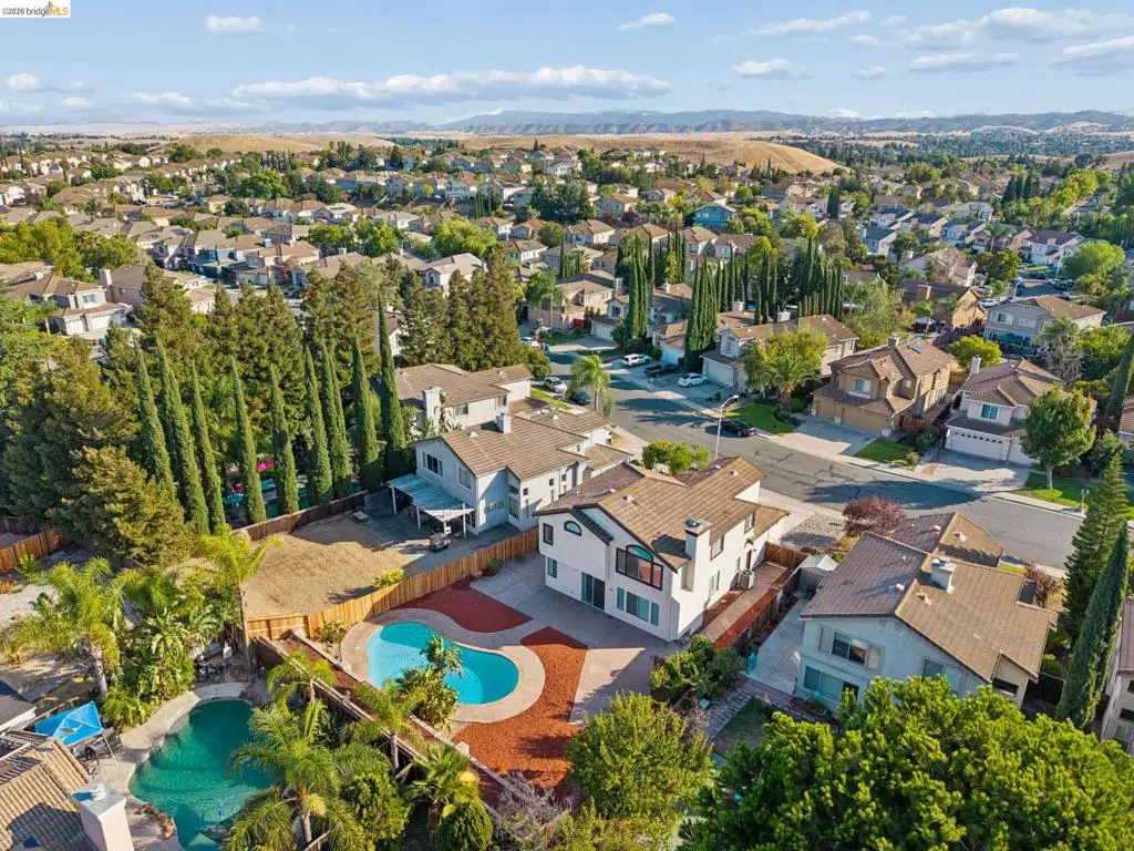 2377 Yorkshire Dr., Antioch, CA 94531 - #1