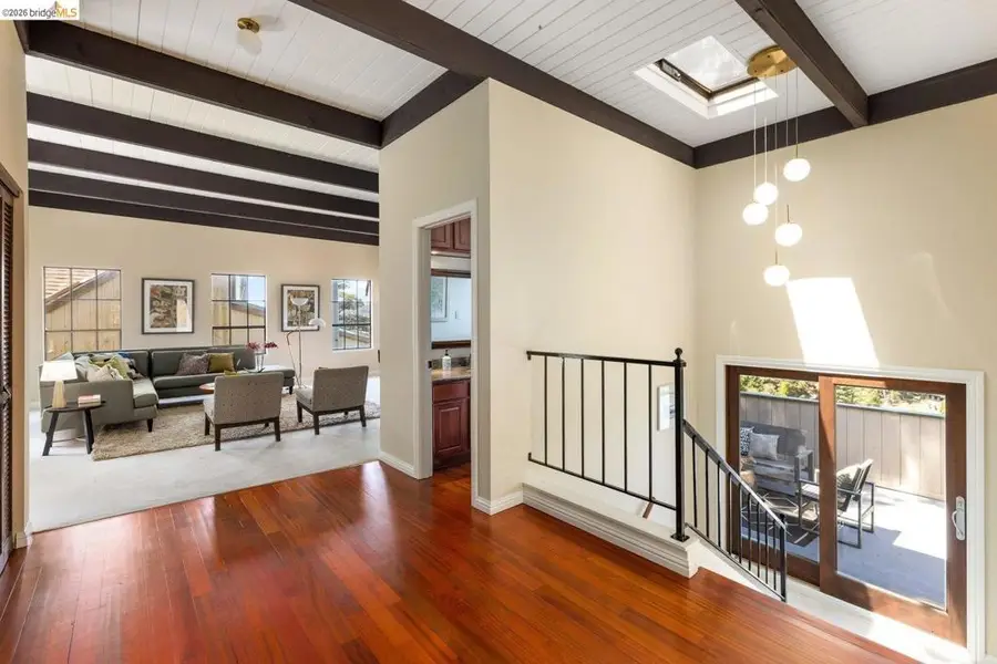 6909 Exeter Dr, Oakland, CA 94611 - #2