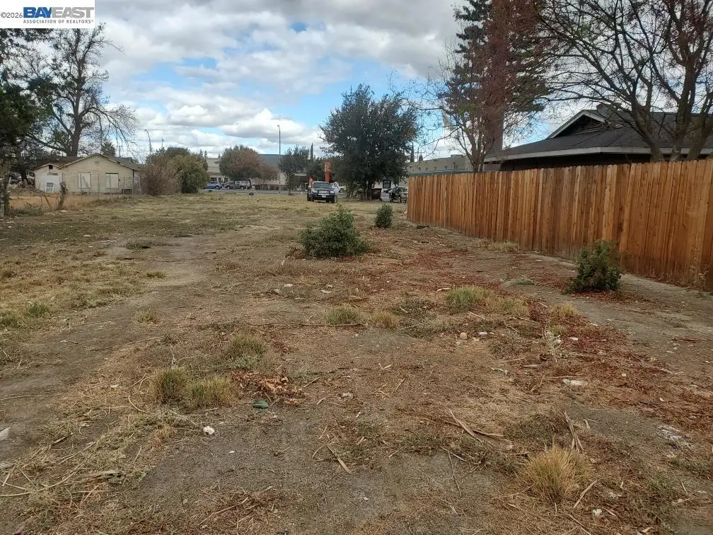 508 W Grant Line Rd, Tracy, CA 95376 - #1