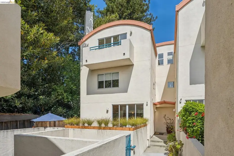 1305 Henry St #C, Berkeley, CA 94709 - #3