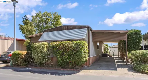 5040 Jackson St, North Highlands, CA 95660