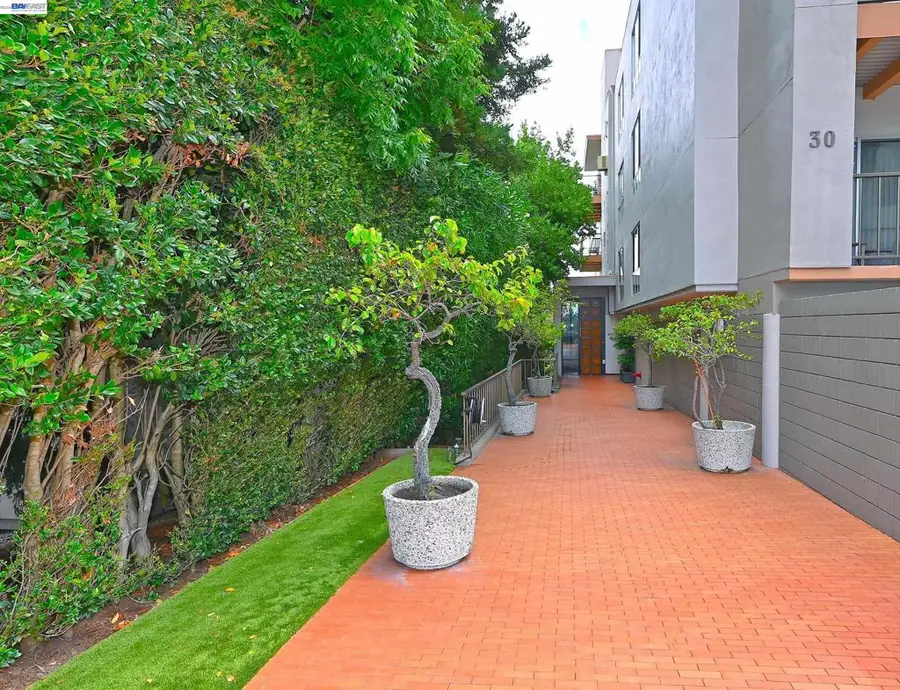 Address Withheld By Seller, San Mateo, CA 94402 - #2