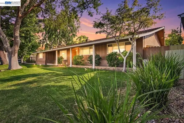 1661 Beckner Ct, Concord, CA 94521