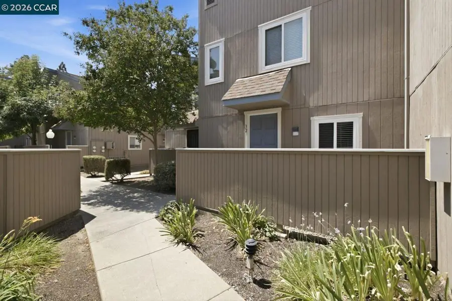 3901 Clayton Rd #32, Concord, CA 94521 - #2