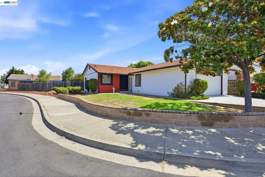 2467 Hibiscus Dr, Hayward, CA 94545 - #3