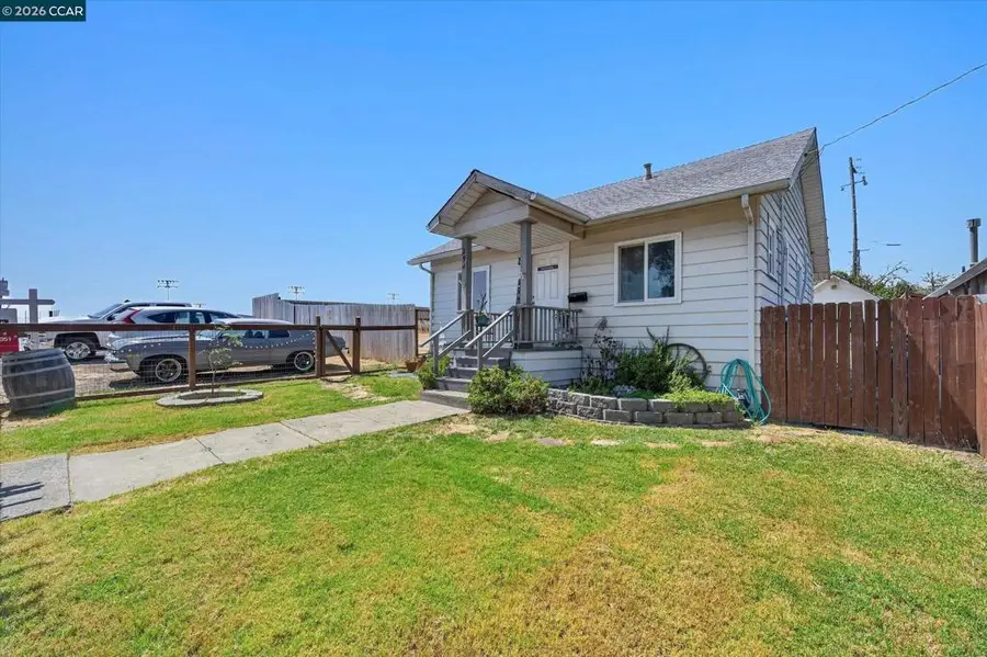 294 S 7th St, Rio Vista, CA 94571 - #2