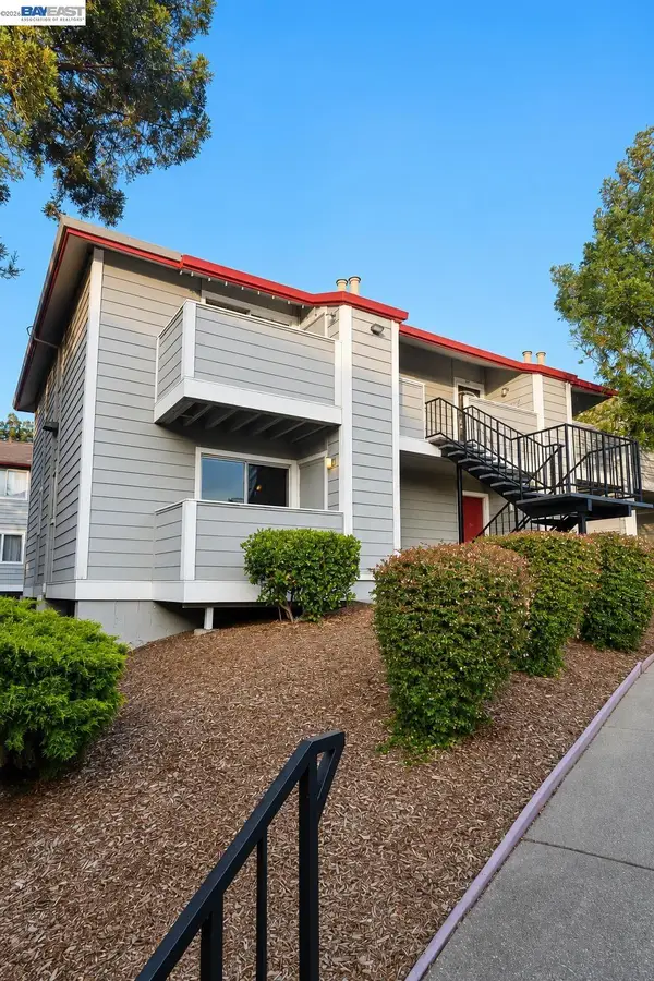29629 Mountain Oak Ct #46, Hayward, CA 94544