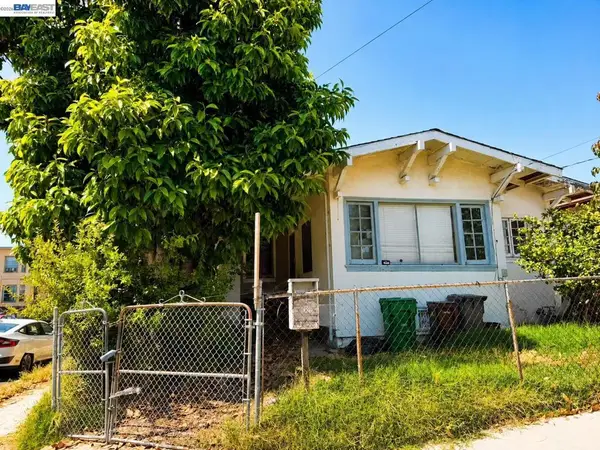 1701 10th Ave, Oakland, CA 94606