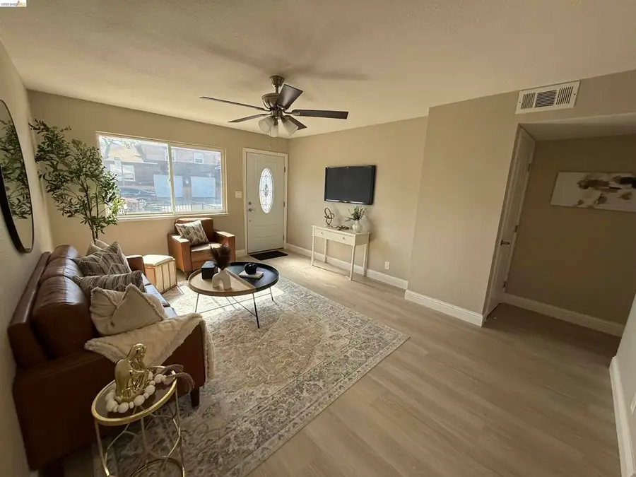1605 Norton St, Pittsburg, CA 94565 - #3