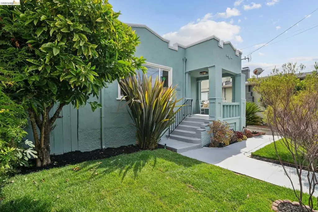 3060 Dakota St, Oakland, CA 94602 - #1