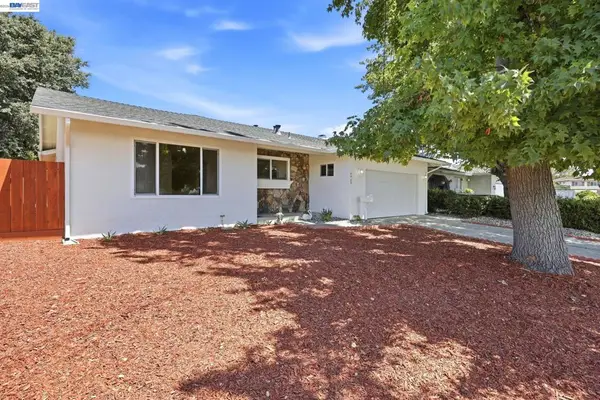 6963 Portage Rd, Dublin, CA 94568